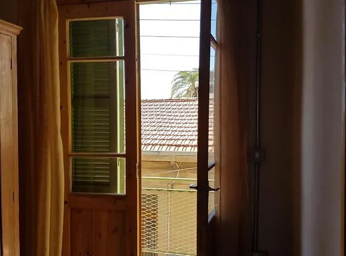 Ines ゲストハウス