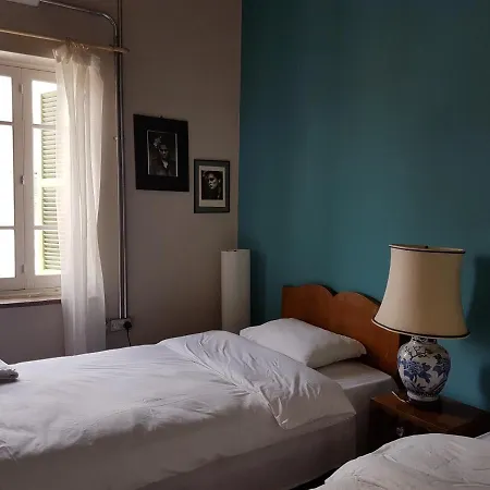 Ines בית הארחה